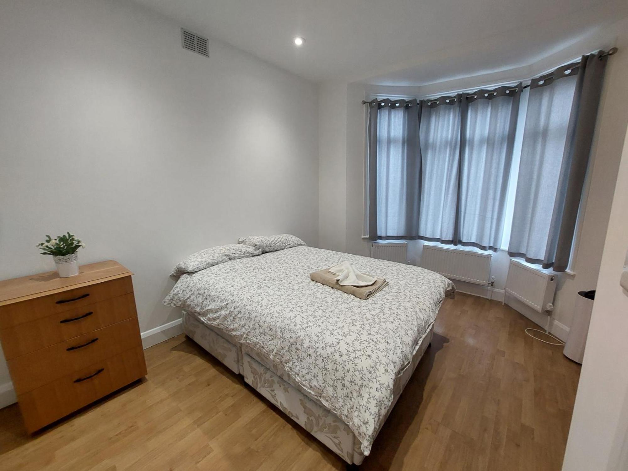 Cosy North Kensington Family Apartment For 4 Persons - Children Stay Free Лондон Екстер'єр фото